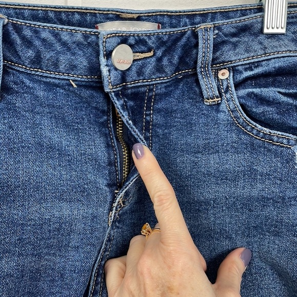 Dear John Liam Straight Mid Rise Cropped Jean Women's 27 Holes Distressing - Picture 9 of 16